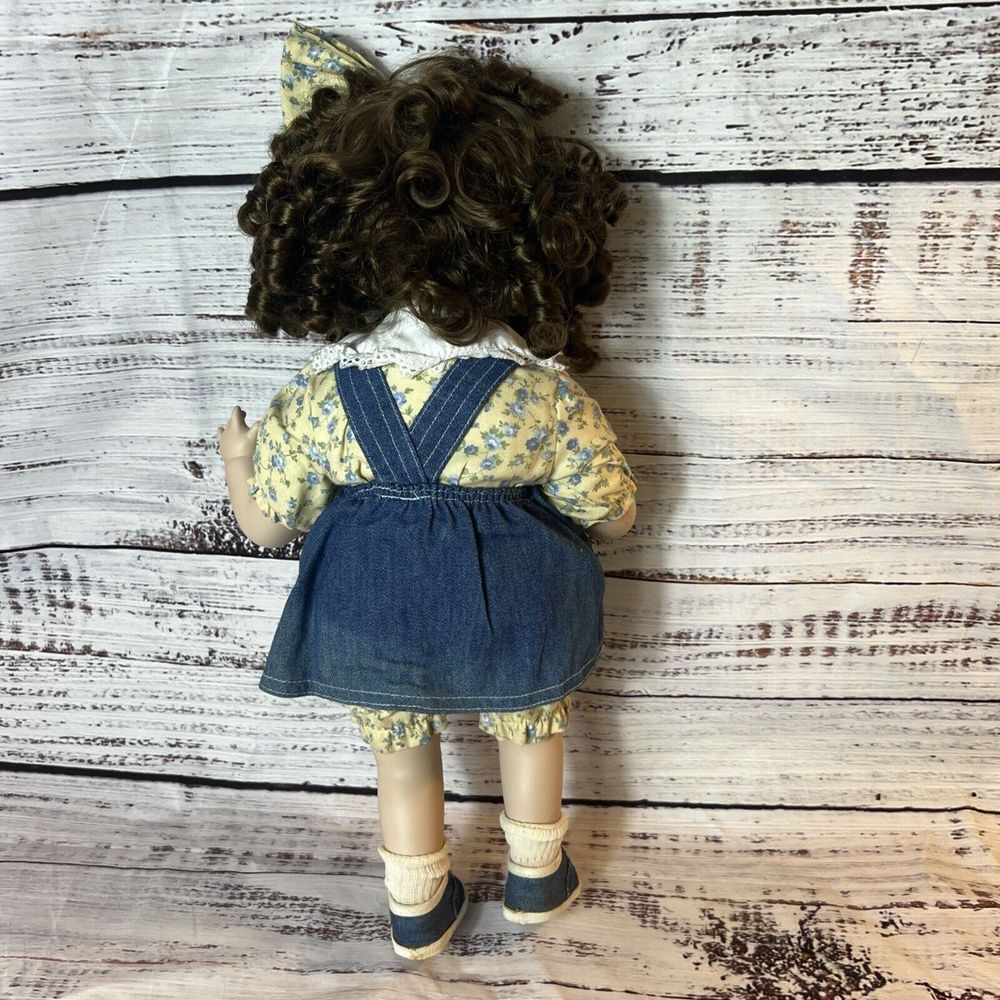 Vintage‎ 1996 The Hamilton Collection "Miss Glamour" Doll 16.5" Tall - No Box - Picture 5 of 7